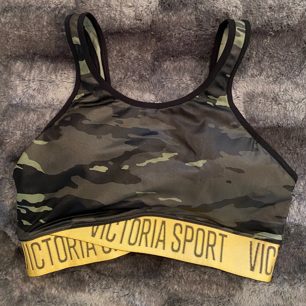 Victoria Sport wrap front sports bra